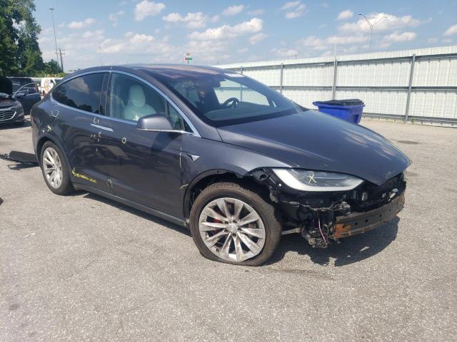 2017 TESLA MODEL X 5YJXCBE47HF051831