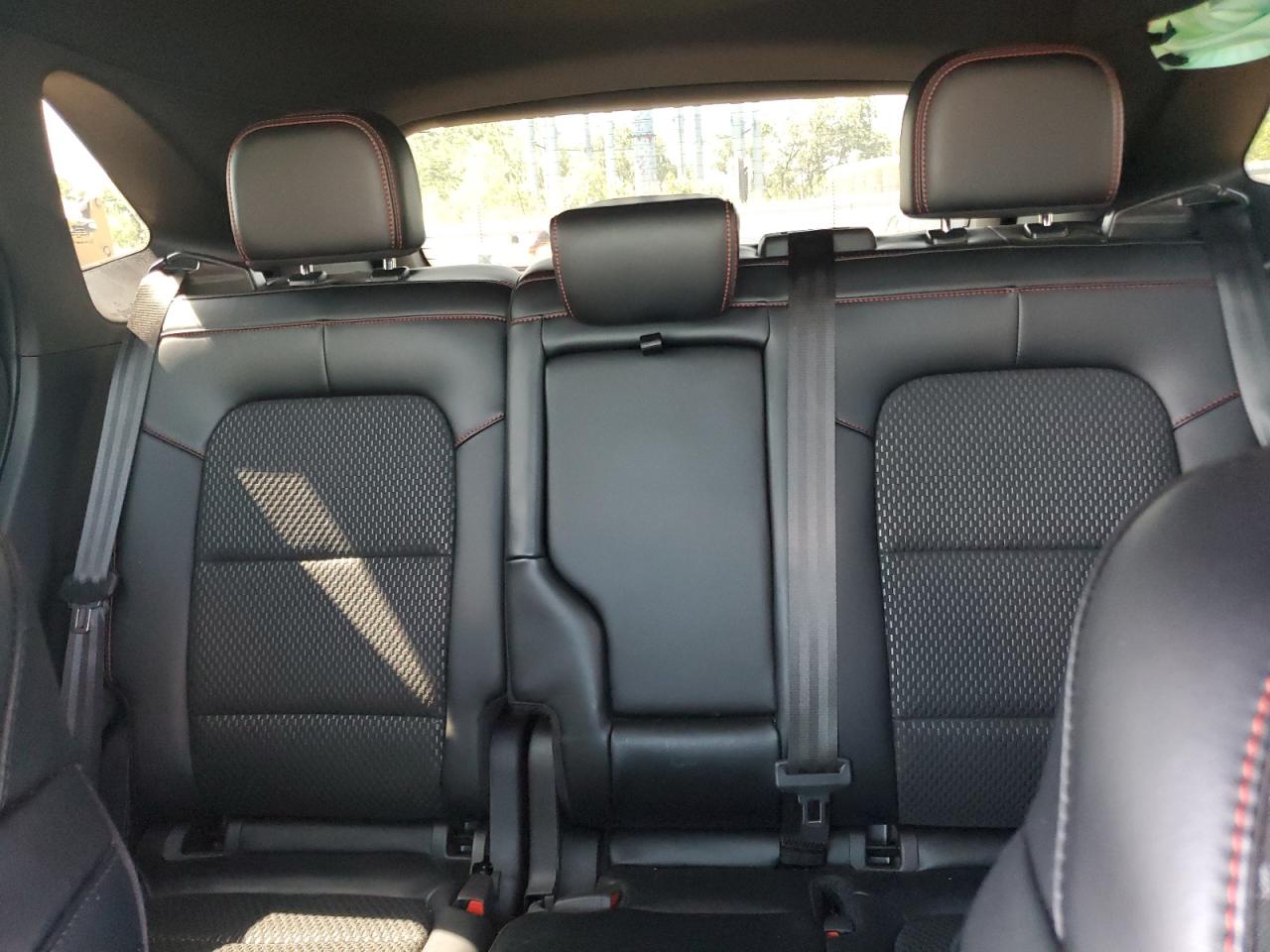 FORD ESCAPE ST LINE SELECT