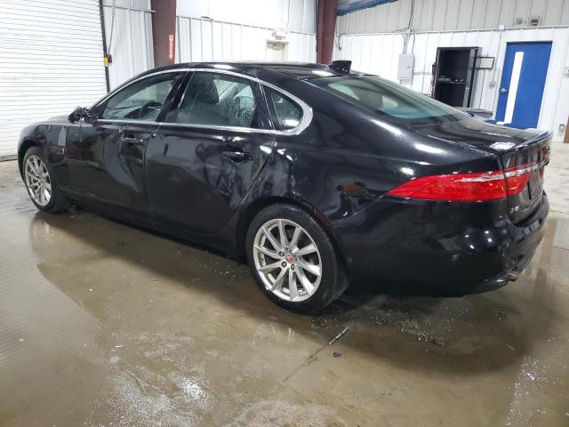 2018 JAGUAR XF PREMIUM SAJBJ4FX3JCY57433