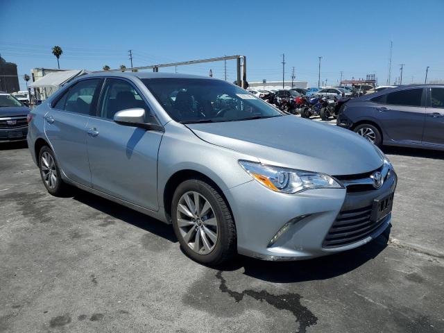 Vin: 4t1bf1fk6hu352568, lot: 62967445, toyota camry le 20174