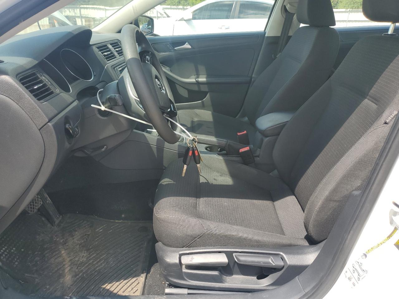 Volkswagen Jetta s 2016
