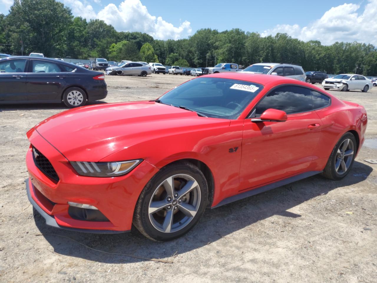 FORD MUSTANG