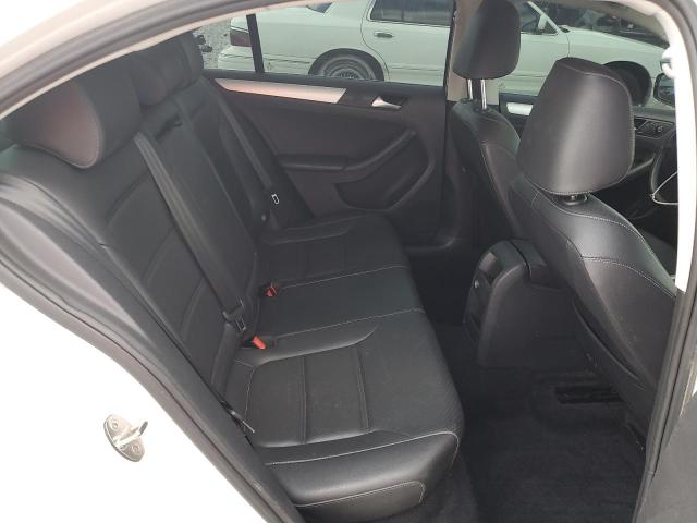 2018 VOLKSWAGEN JETTA SEL 3VWL17AJ1JM252233