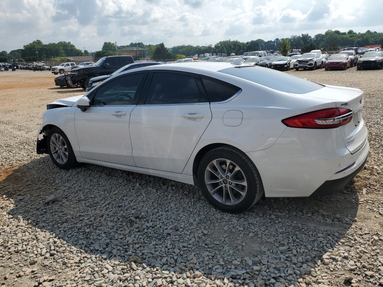 FORD FUSION SE