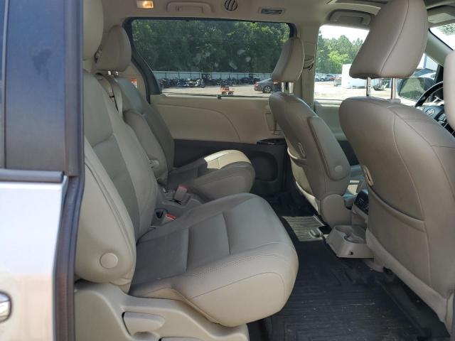 2019 TOYOTA SIENNA XLE 5TDYZ3DC6KS993857