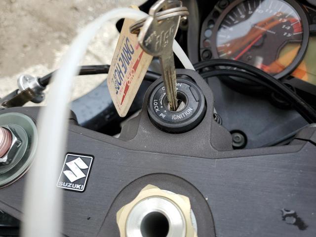 2005 SUZUKI GSX-R1000 JS1GT76A752104750