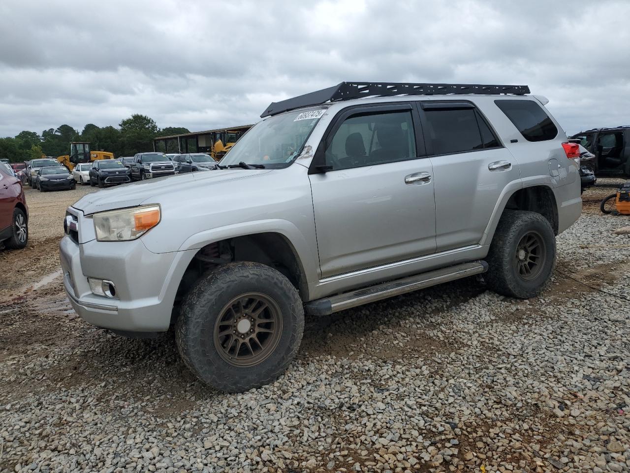 TOYOTA 4RUNNER SR5