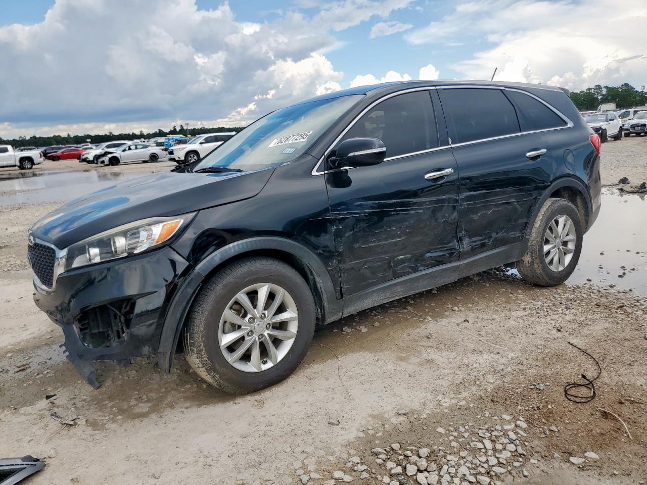 KIA SORENTO LX