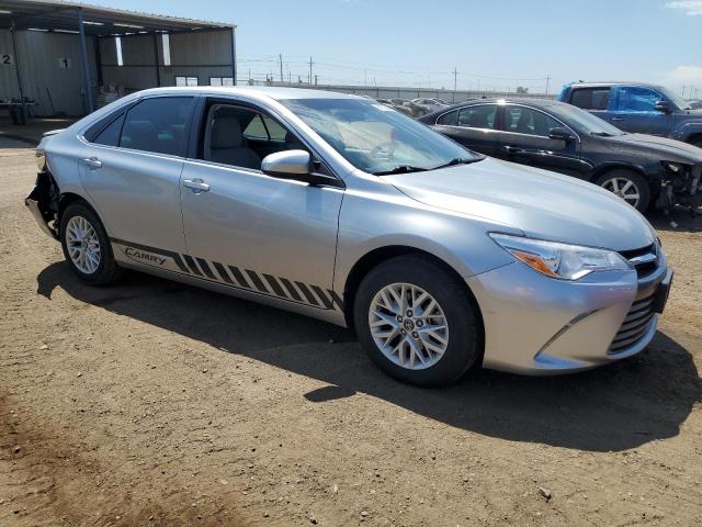 Vin: 4t1bf1fk8hu725836, lot: 60750545, toyota camry le 20174