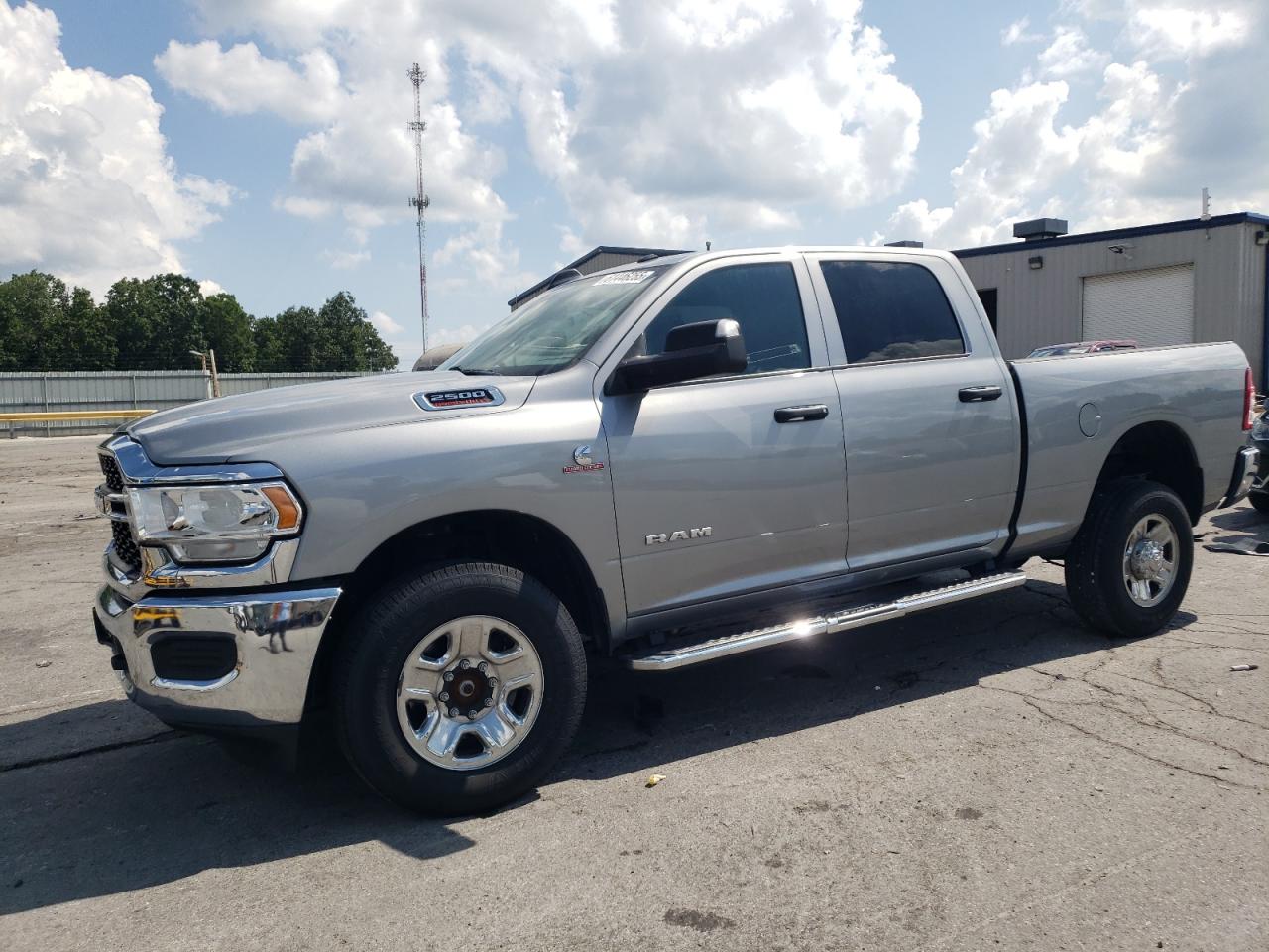 RAM 2500 TRADESMAN