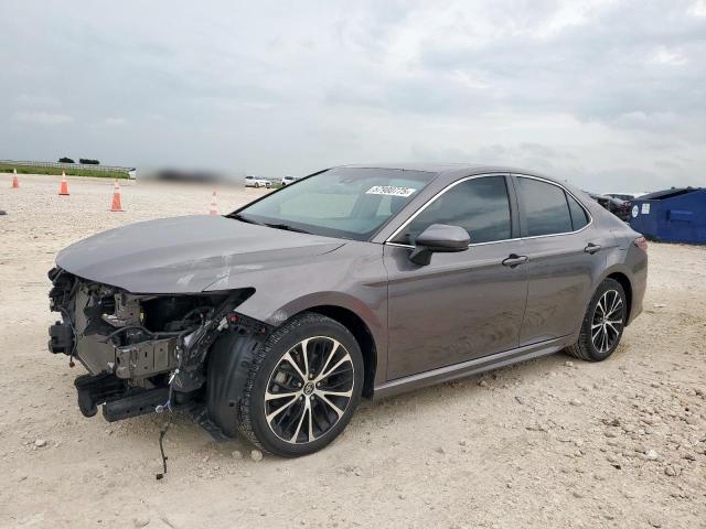 Vin: 4t1b11hk6ju666819, lot: 57980775, toyota camry l 2018 img_1