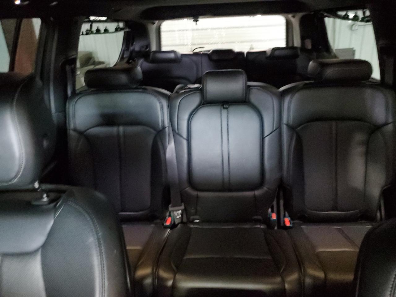 JEEP WAGONEER SERIES II