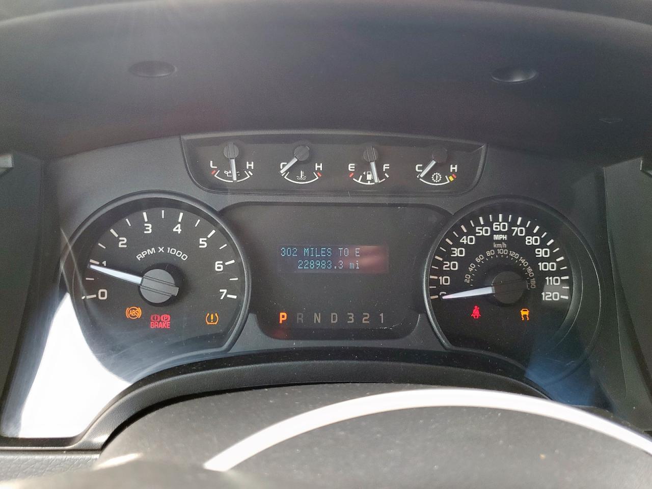 FORD F-150 SUPER CAB