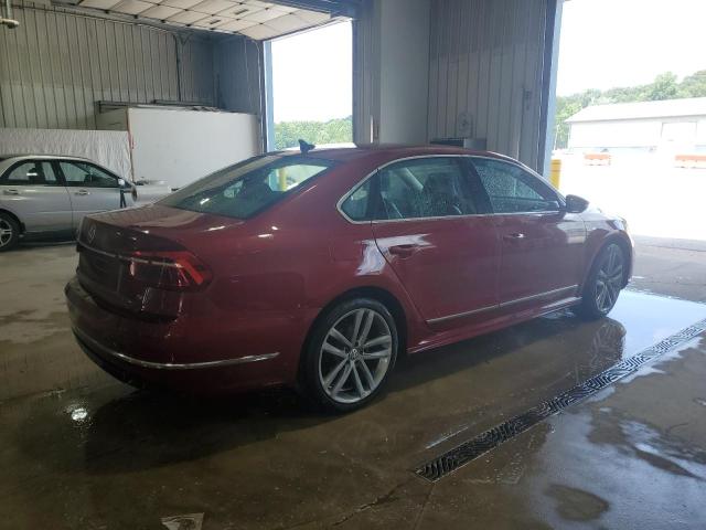 2017 VOLKSWAGEN PASSAT R-L 1VWDT7A34HC061143