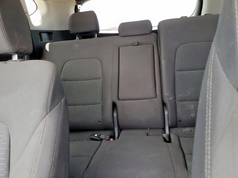 2019 HYUNDAI TUCSON SE - KM8J2CA48KU011370