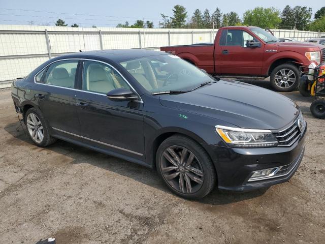 Vin: 1vwct7a3xhc044472, lot: 59352445, volkswagen passat sel premium 20174