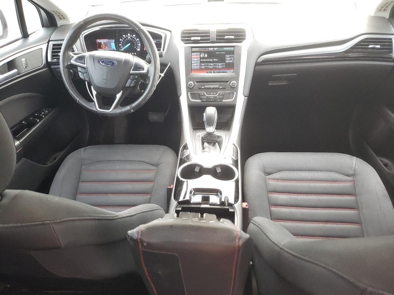Ford Fusion se 2016