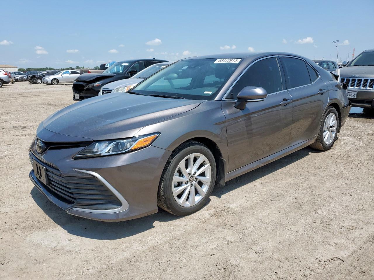 TOYOTA CAMRY LE