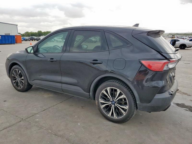 2021 FORD ESCAPE SE - 1FMCU0G68MUA28814