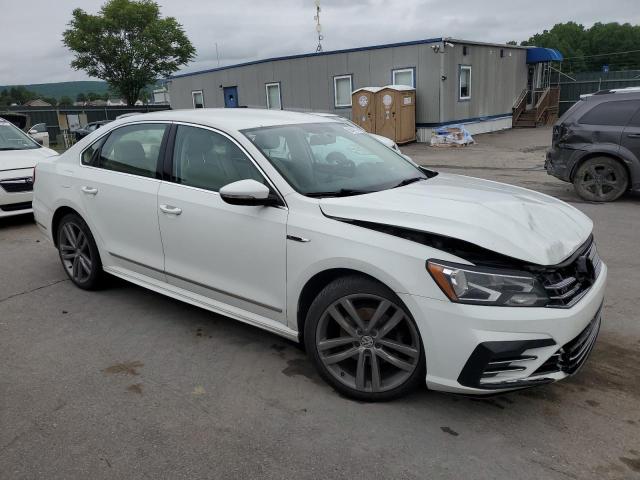 2017 VOLKSWAGEN PASSAT R-L 1VWDT7A36HC020495