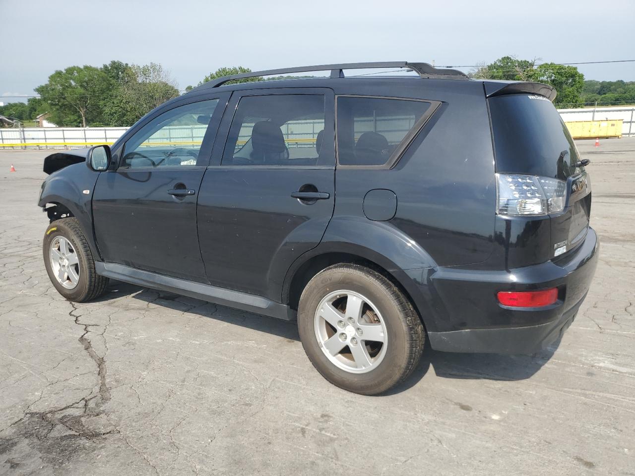 MITSUBISHI OUTLANDER ES