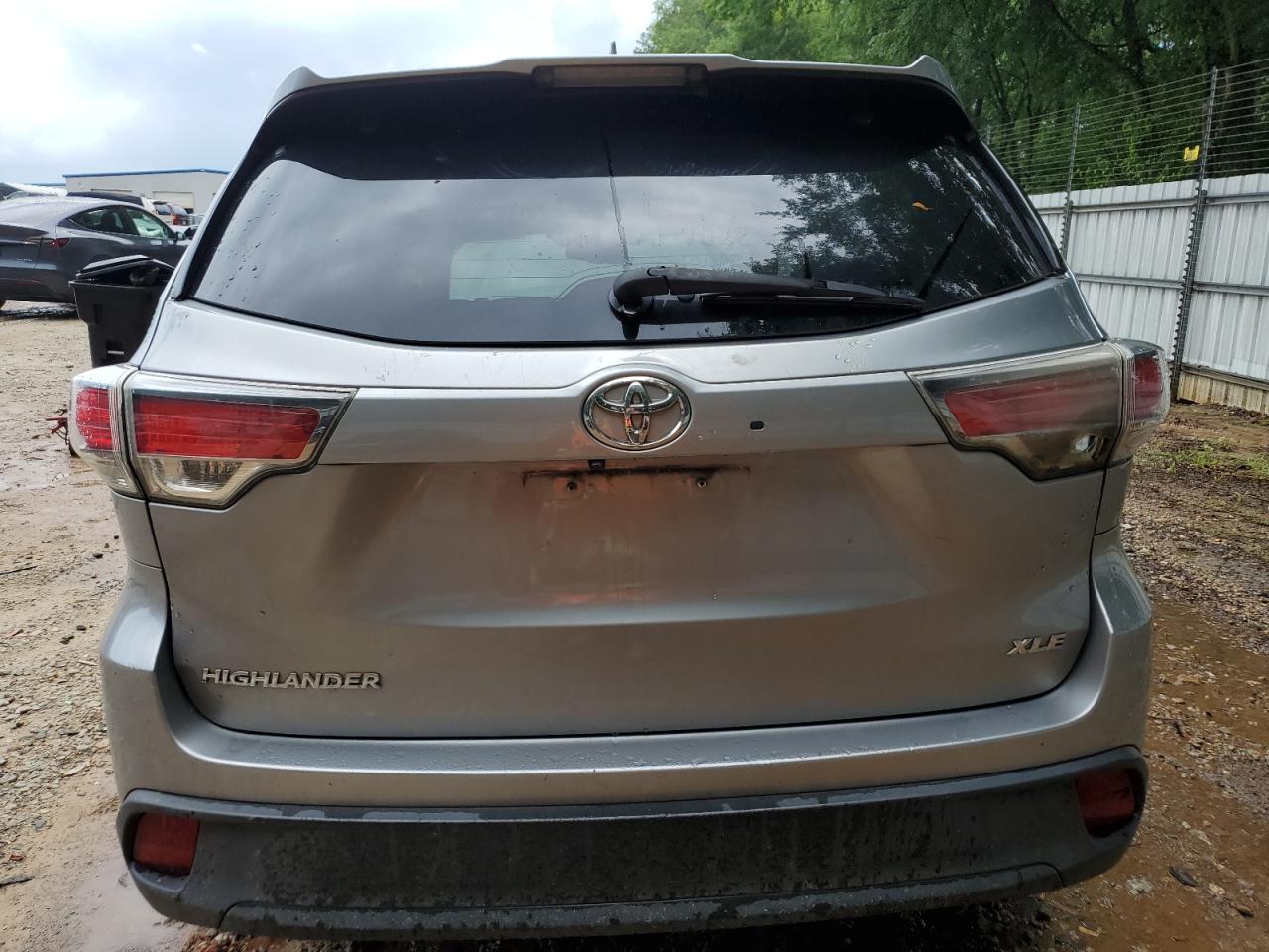 TOYOTA HIGHLANDER XLE