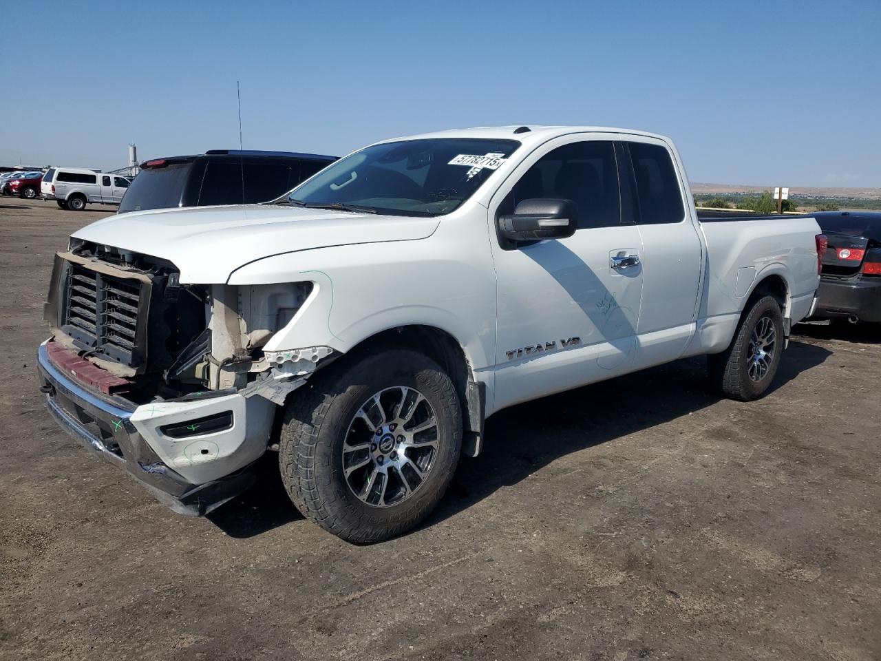 NISSAN TITAN SV