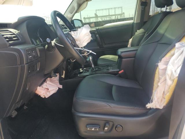 2019 TOYOTA 4RUNNER SR JTEBU5JRXK5648602