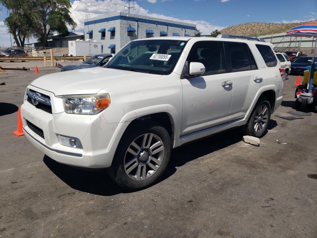 TOYOTA 4RUNNER SR5