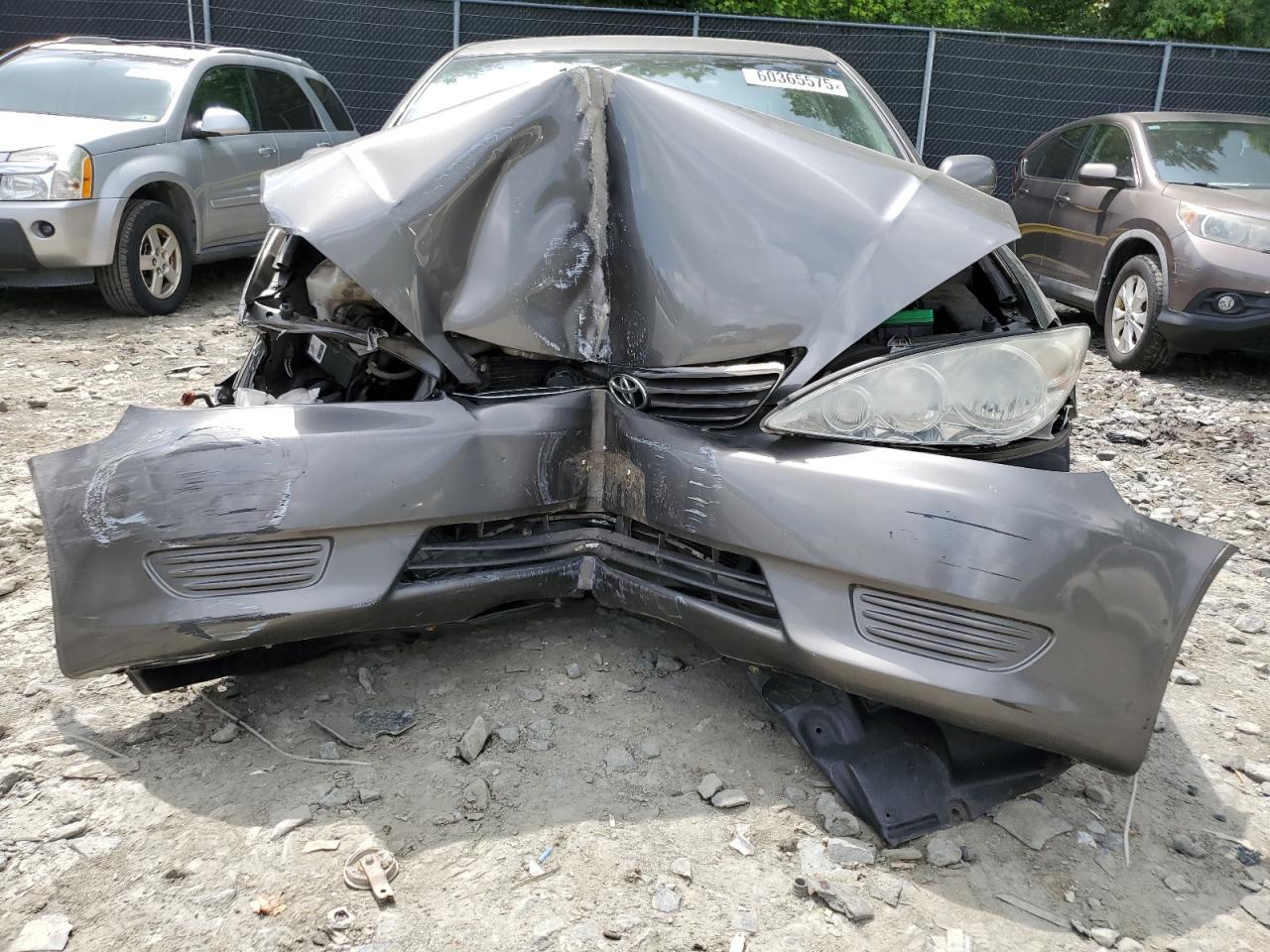 Toyota Camry le 2005