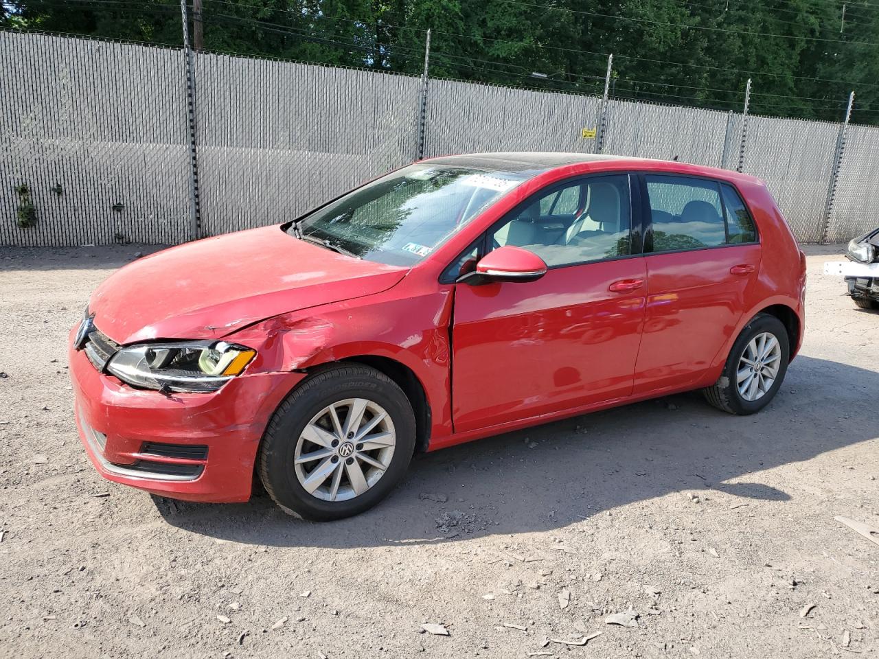 VOLKSWAGEN GOLF