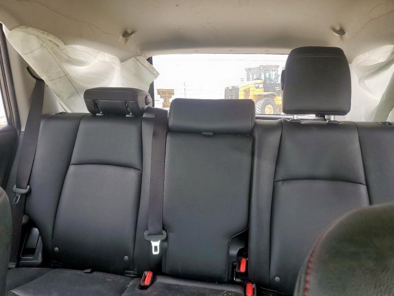 2019 TOYOTA 4 RUNNER JTEBU5JR6K5721383