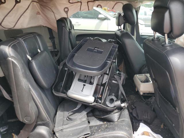 2016 CHRYSLER TOWN & COU - 2C4RC1BG3GR267969