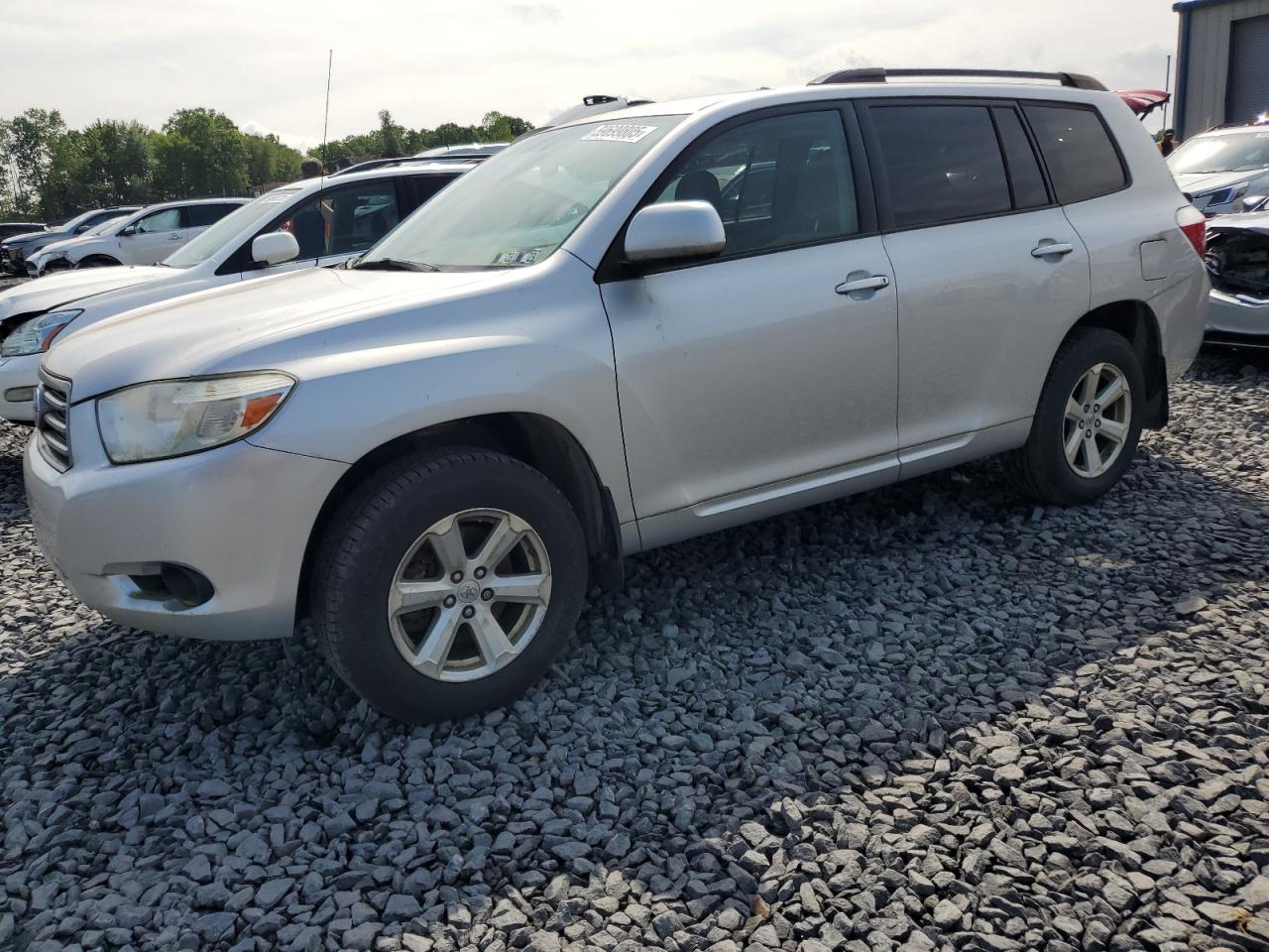TOYOTA HIGHLANDER