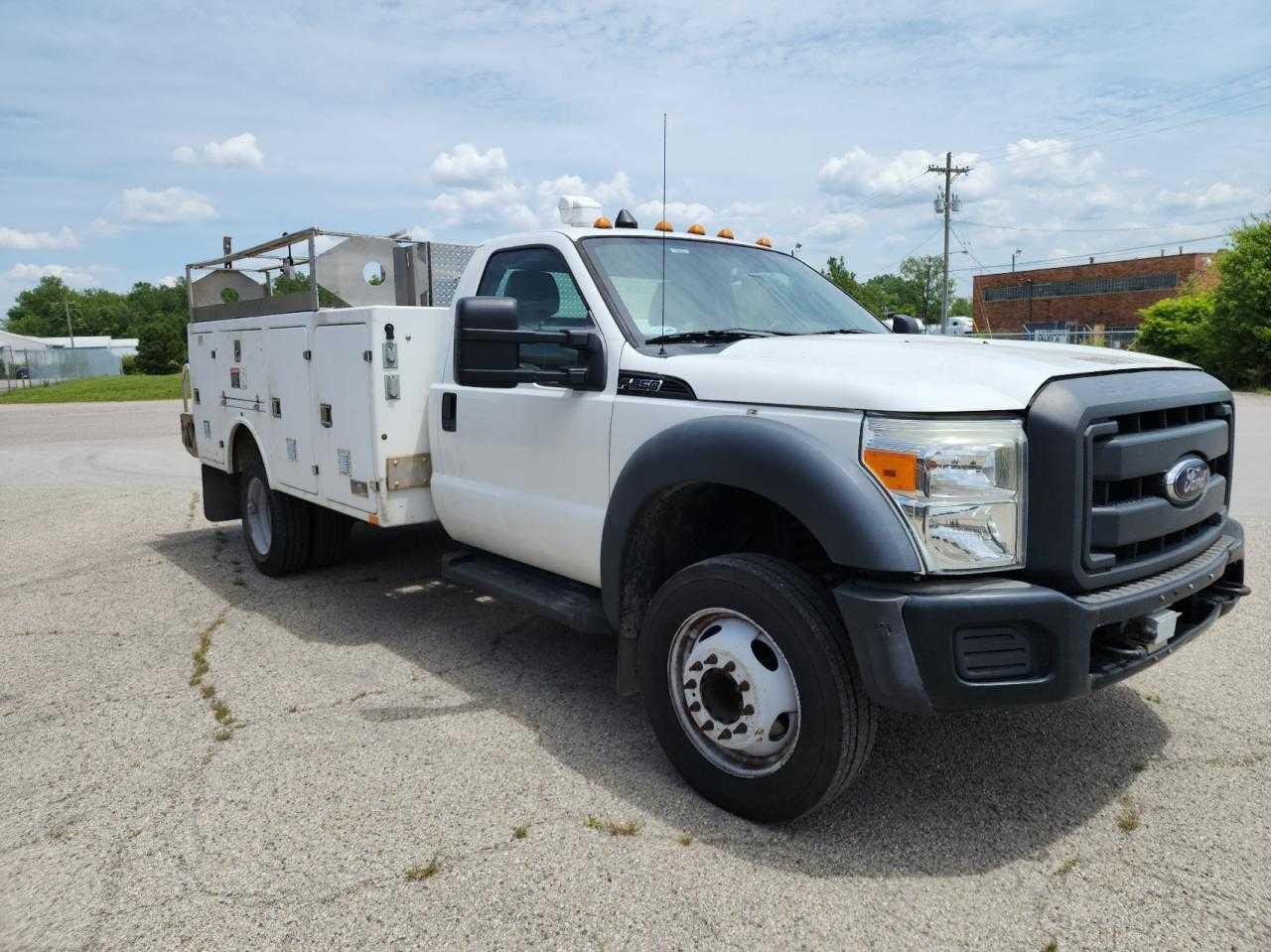 FORD F-450 SUPER DUTY
