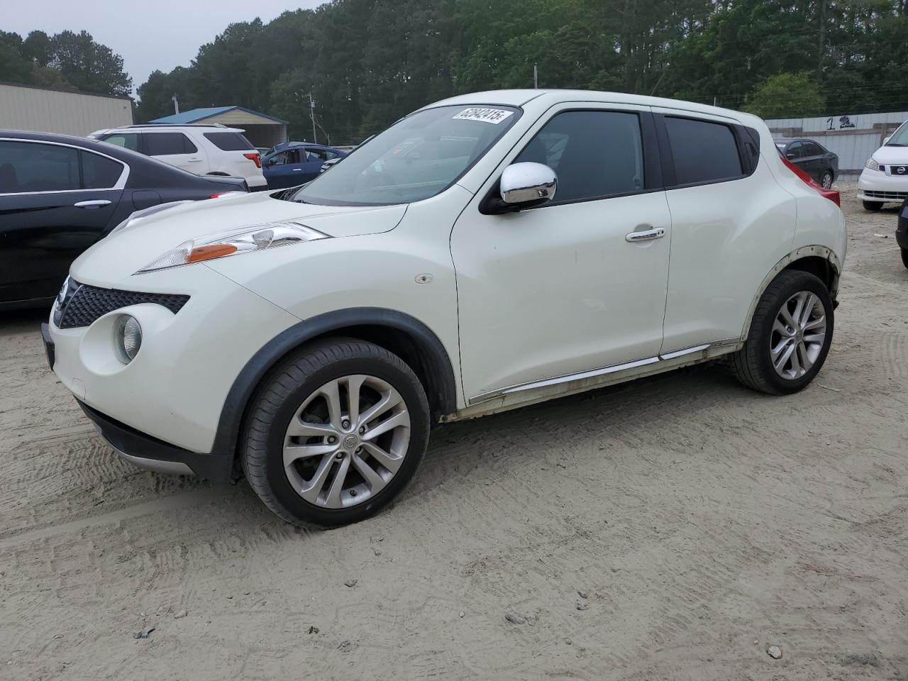 NISSAN JUKE S