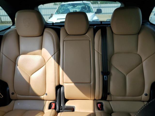 2018 PORSCHE CAYENNE WP1AA2A2XJKA05952