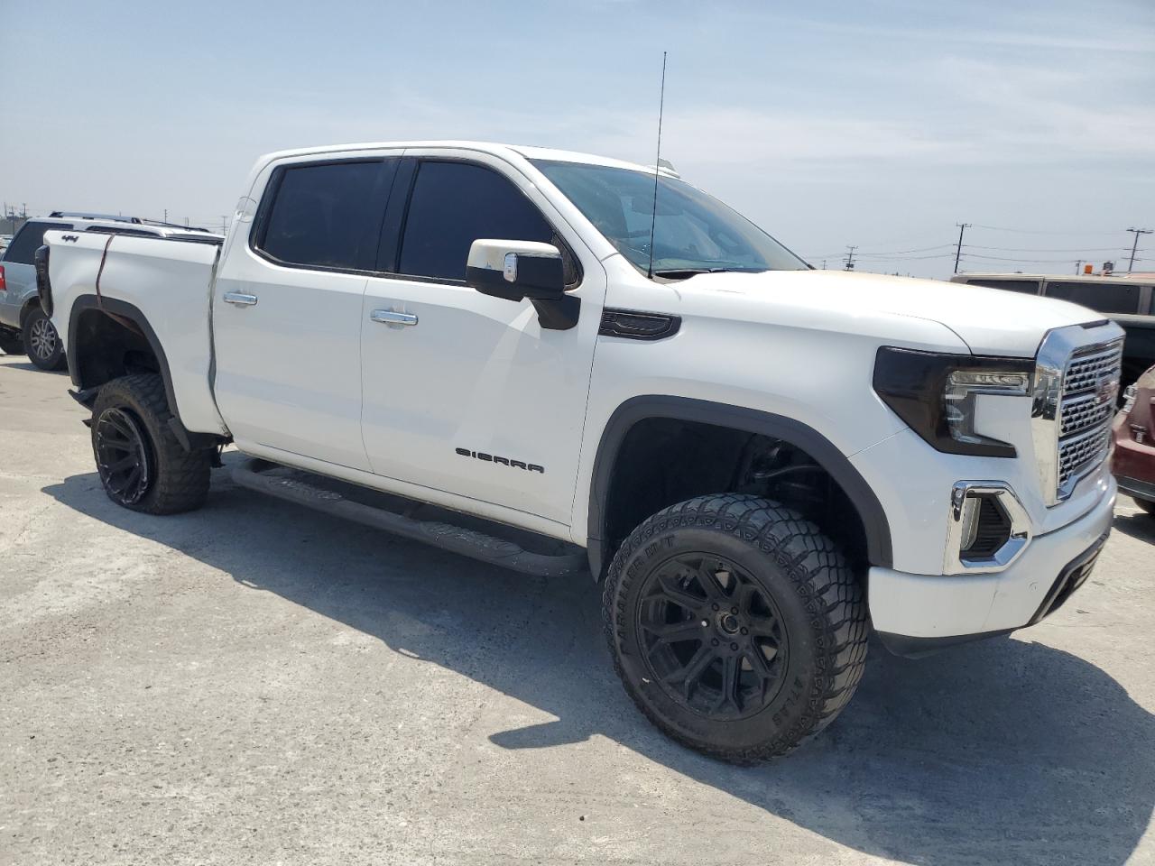 GMC SIERRA K1500 SLT