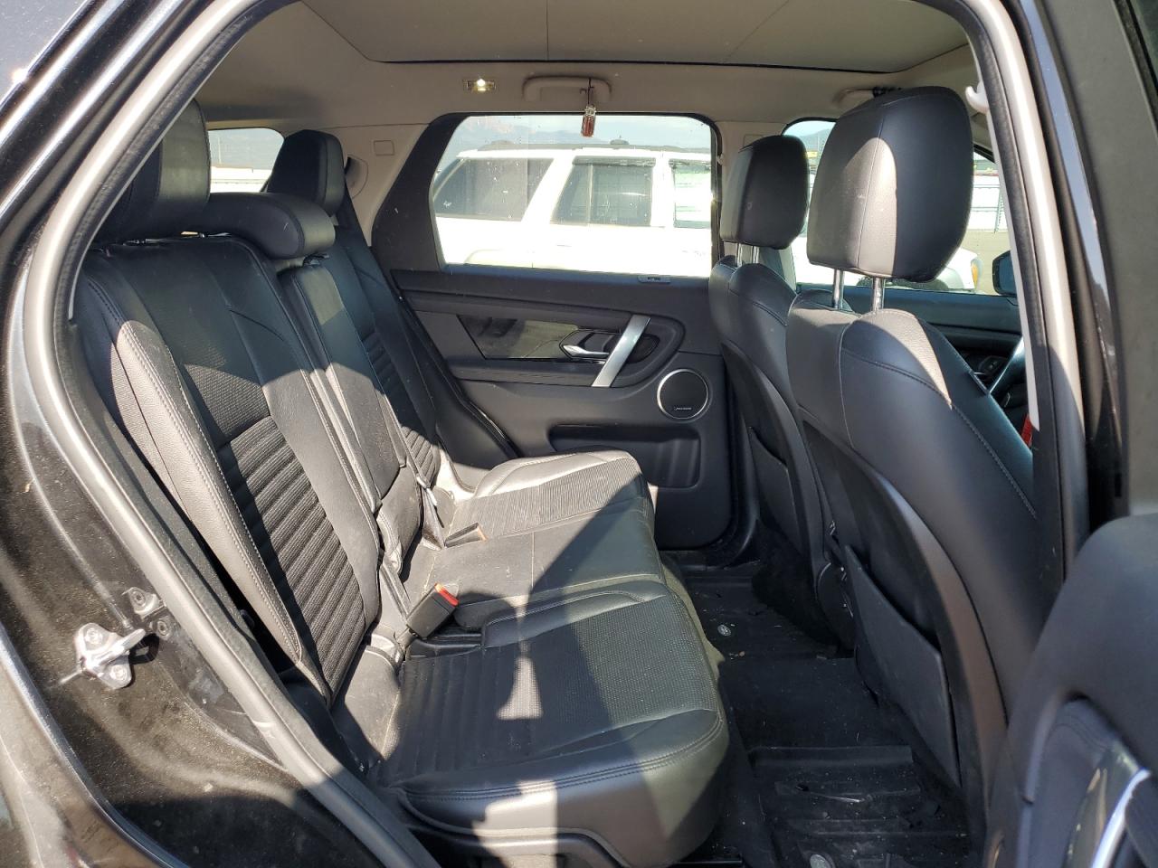 LAND ROVER DISCOVERY SE