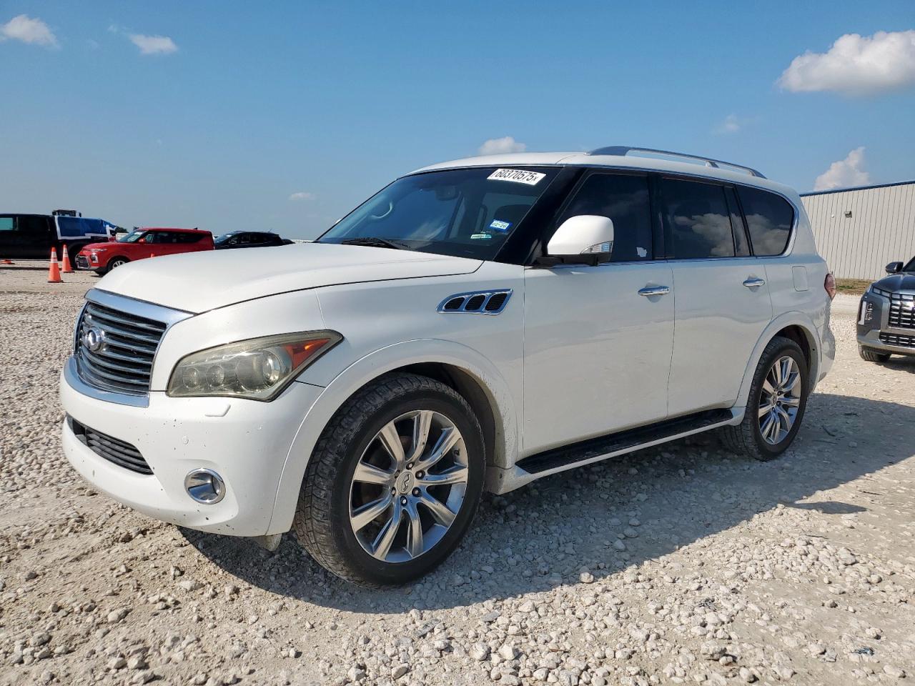 INFINITI QX56