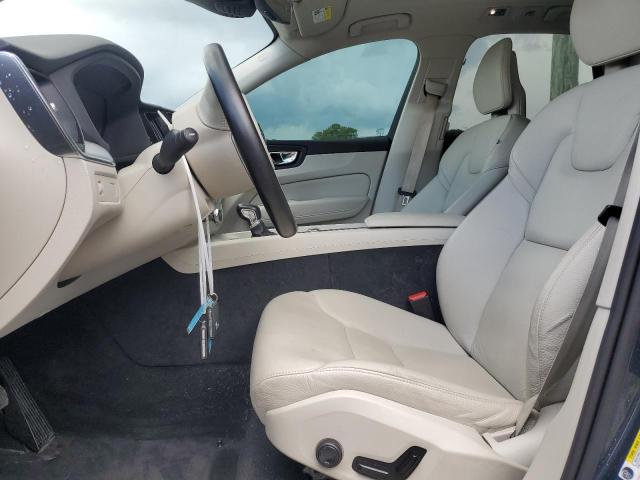 2018 VOLVO XC60 T5 MO YV4102RK7J1085836