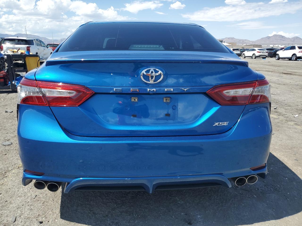 TOYOTA CAMRY XSE