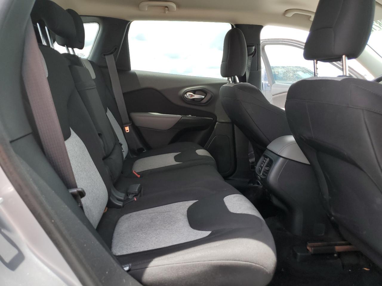 Jeep Cherokee l 2014