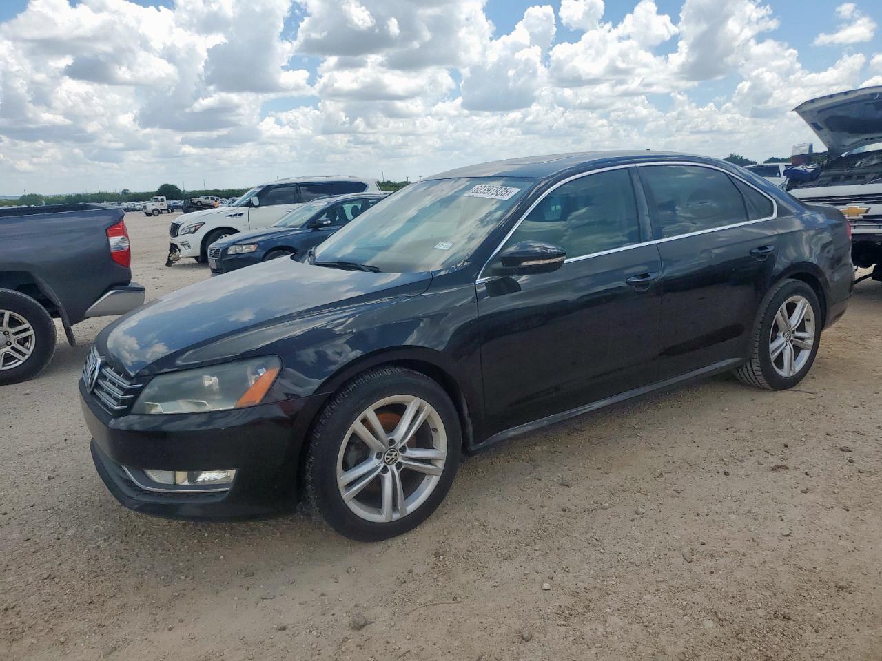 VOLKSWAGEN PASSAT SE