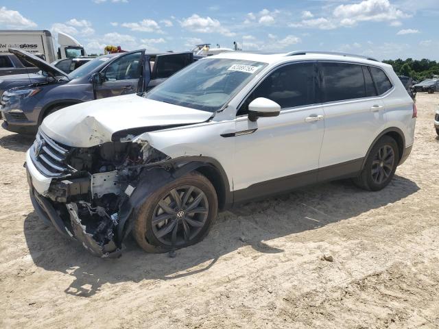 VOLKSWAGEN TIGUAN SE
