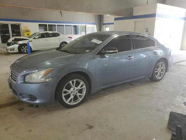 NISSAN MAXIMA S