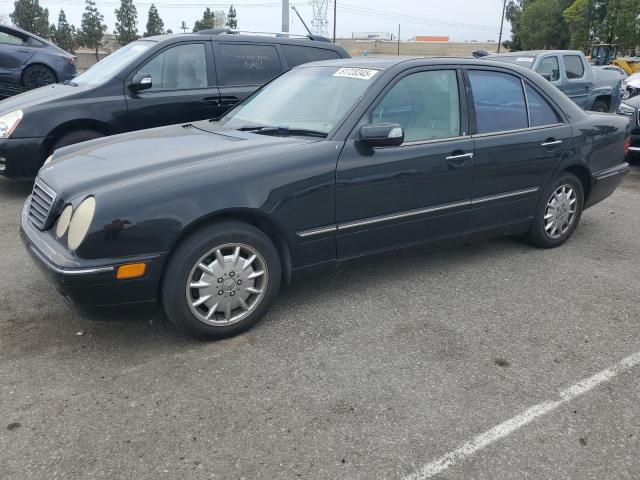 MERCEDES-BENZ E 320
