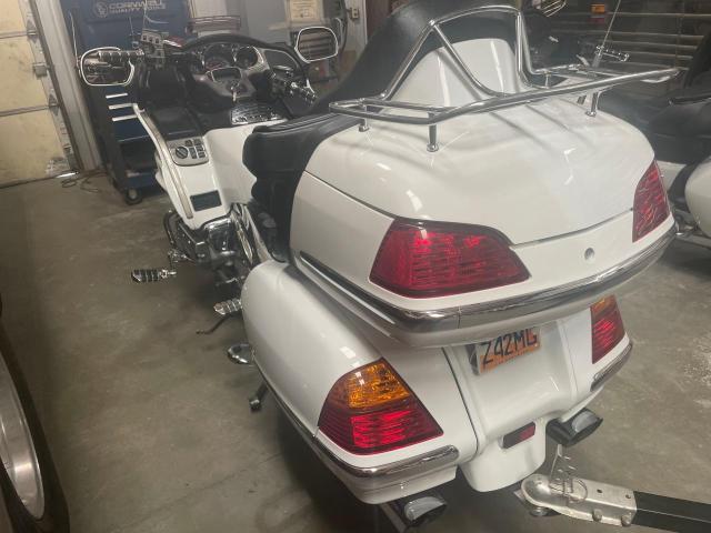 HONDA GL1800 2003 white road/str gas 1HFSC47023A211721 photo #4