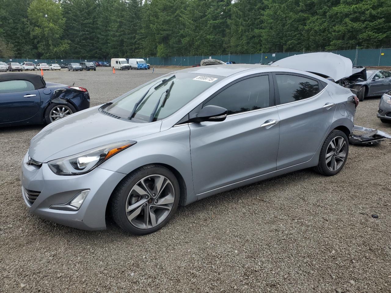 HYUNDAI ELANTRA SE