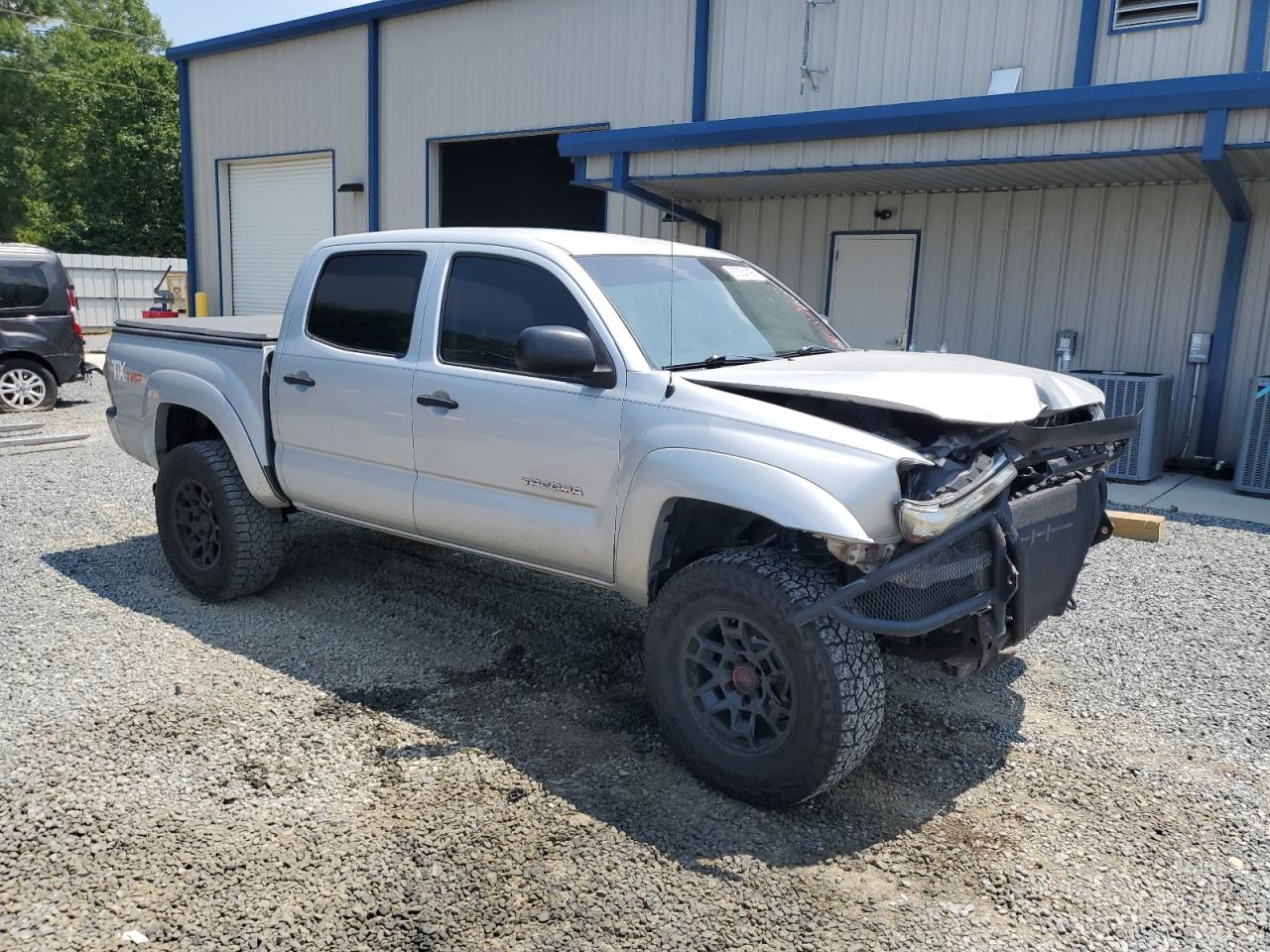 TOYOTA TACOMA DOUBLE CAB